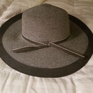 Chic Summer/Beach Hat